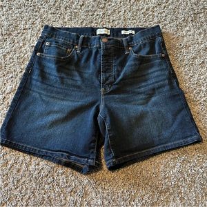 Jessica Simpson MIDI shorts NWOT